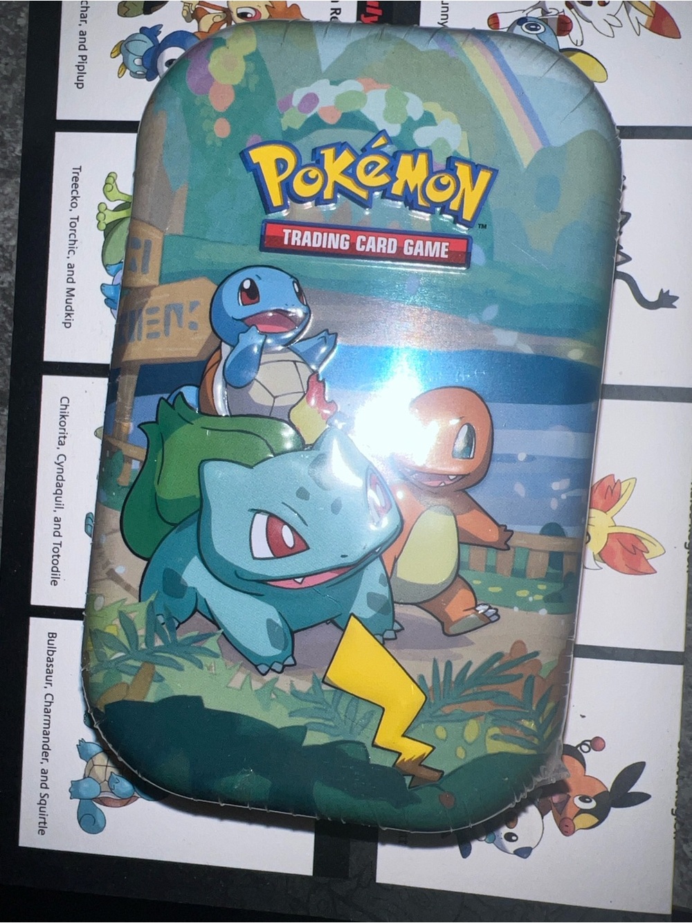 Pokemon Tin with Bulbasaur, Charmander & Squirtle - Blue, Green, Orange, Yellow